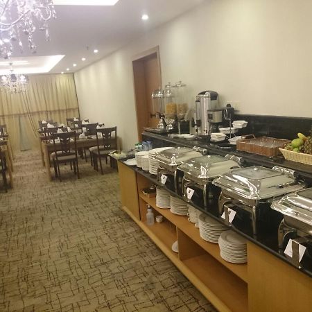 Lavona Inn Jubail Bagian luar foto