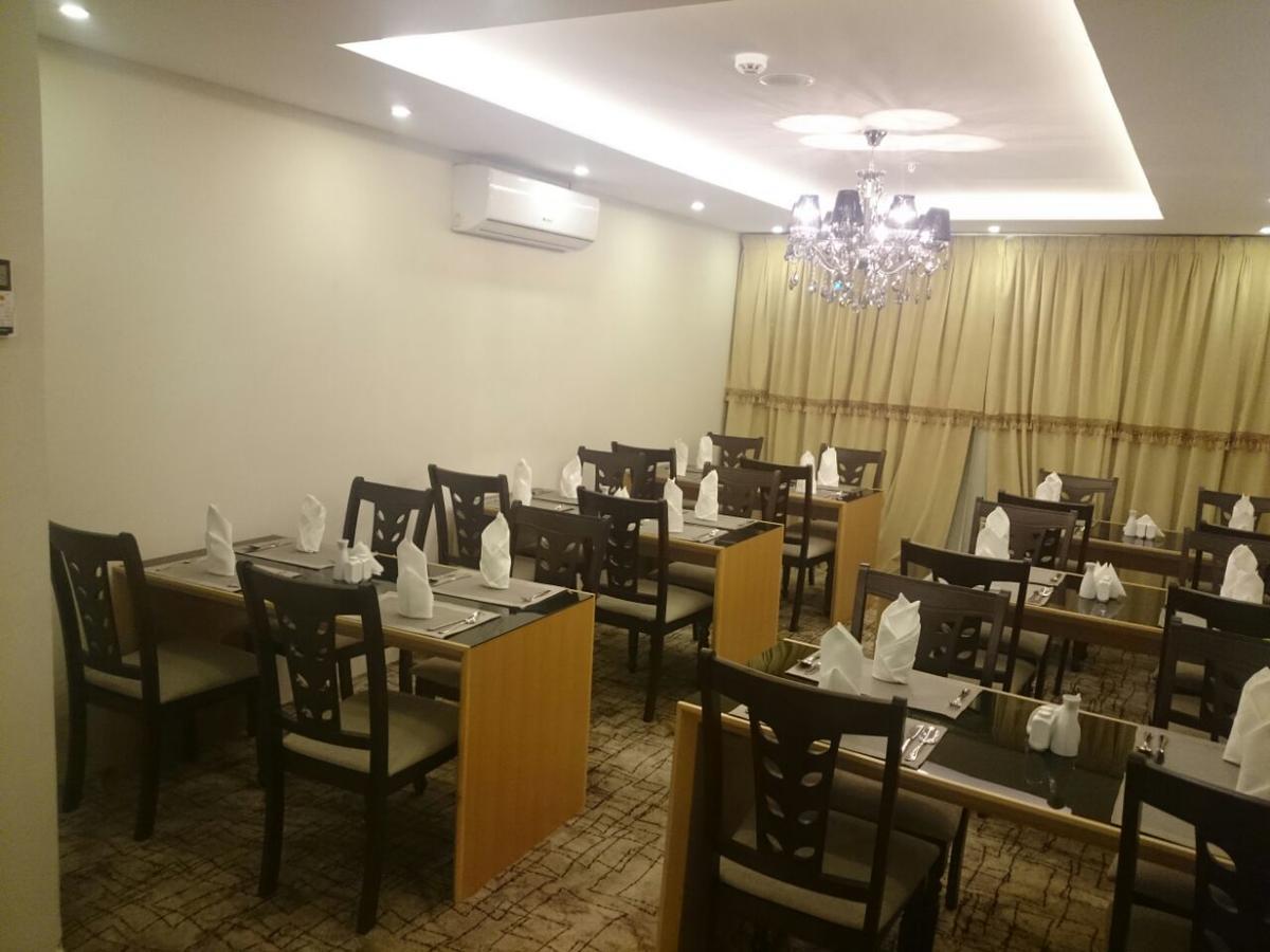 Lavona Inn Jubail Bagian luar foto
