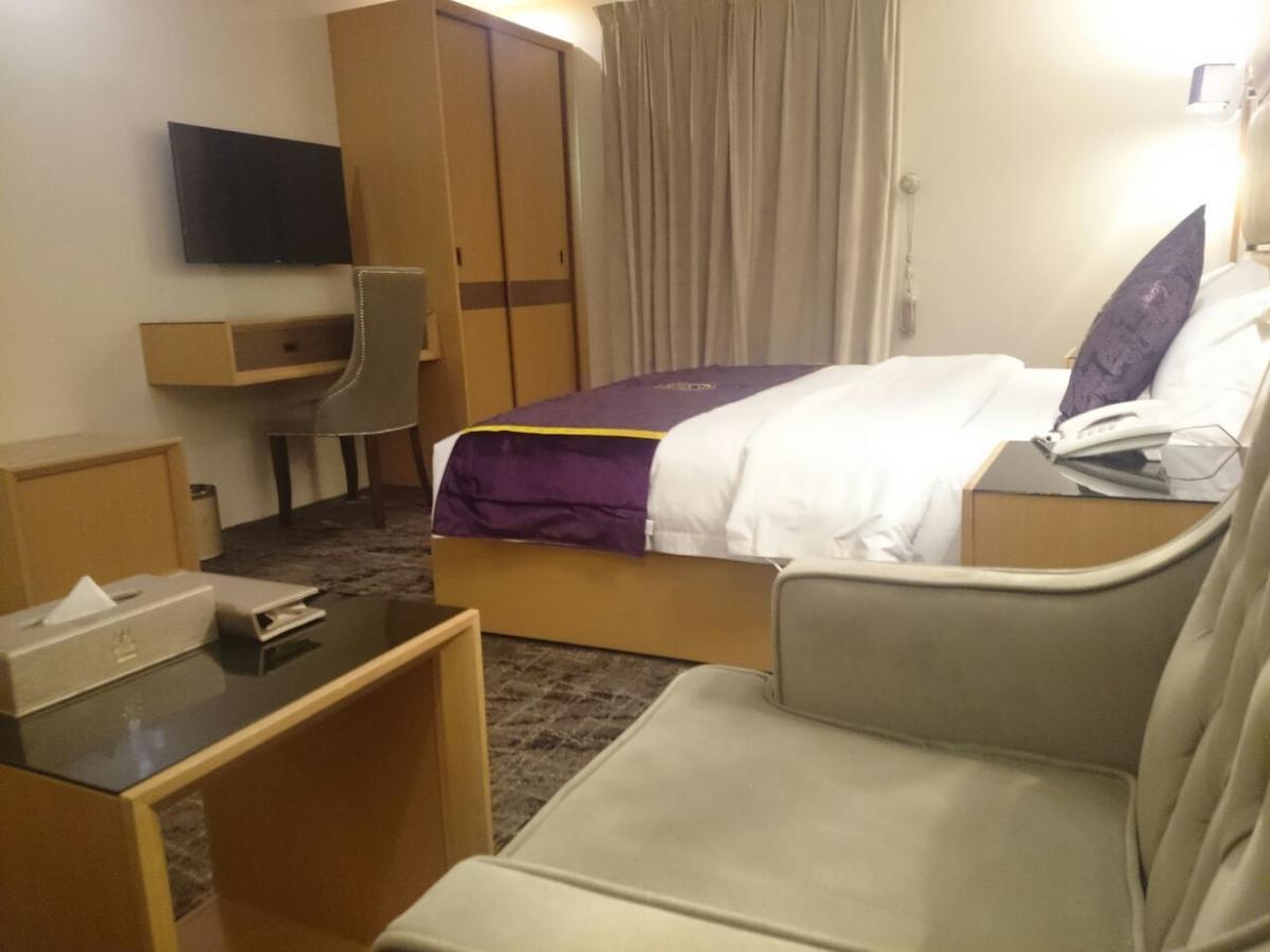 Lavona Inn Jubail Bagian luar foto